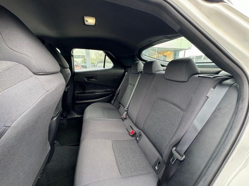 Toyota C-HR 1.8 HV E-CVT Active MY24