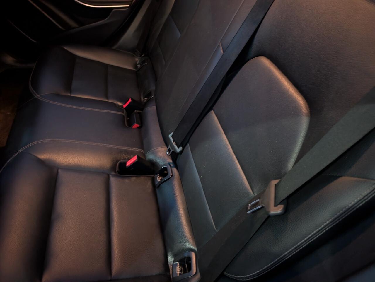 Mercedes-benz CLA 200 d Automatic Premium