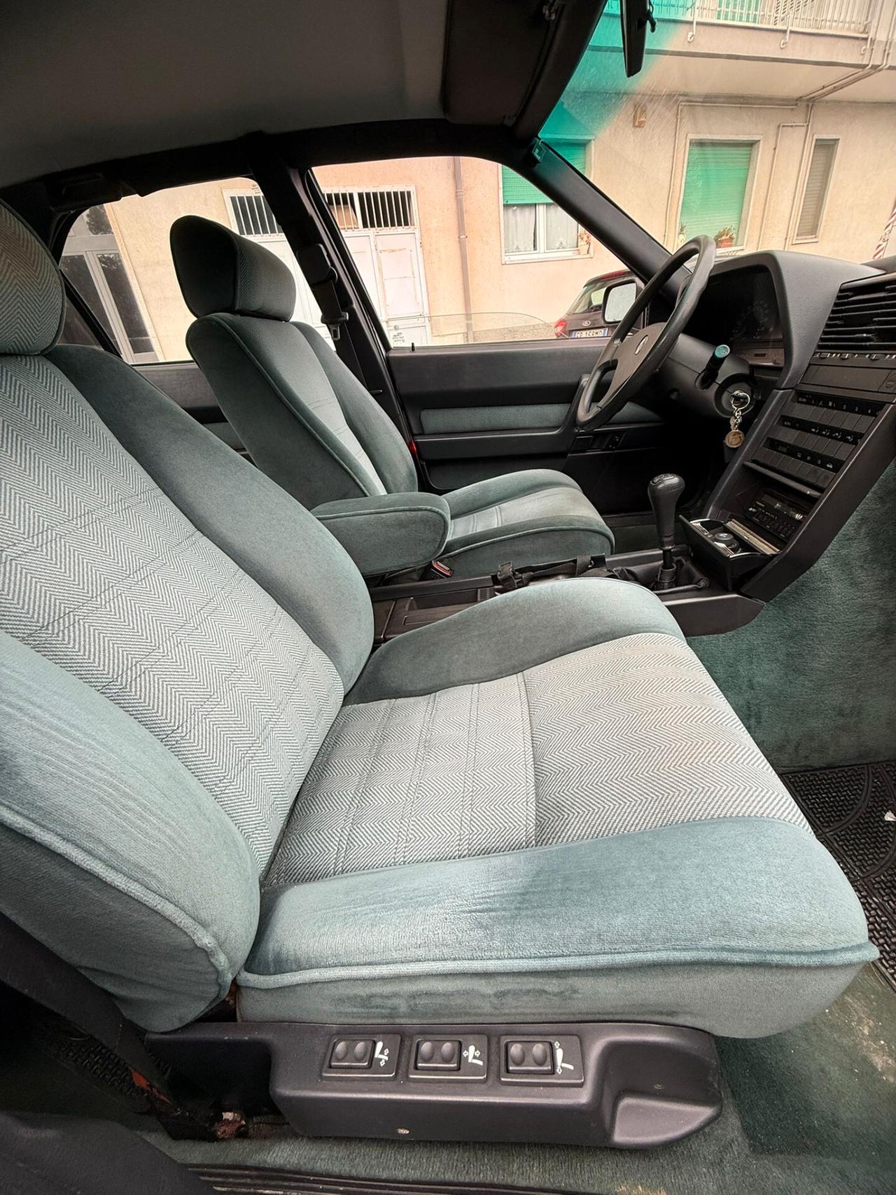 Alfa Romeo 164 2.0i Twin Spark