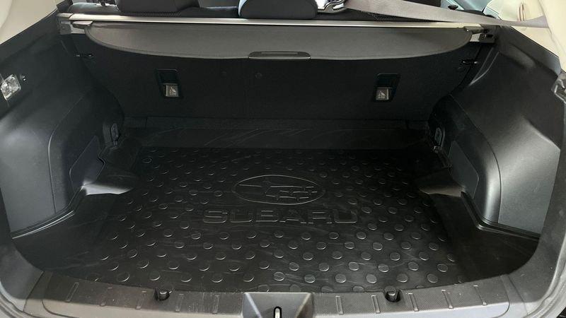Subaru Impreza 1.6i Style Lineartronic