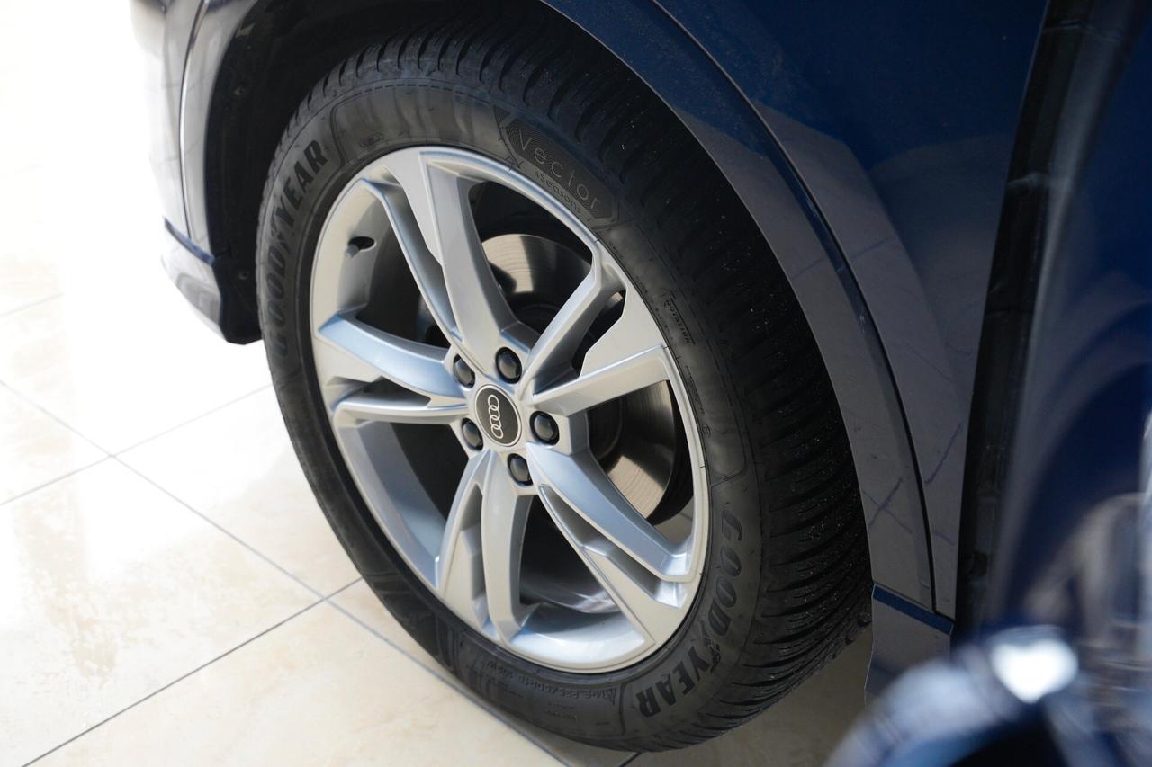 Audi Q3 35 TDI S tronic line edition