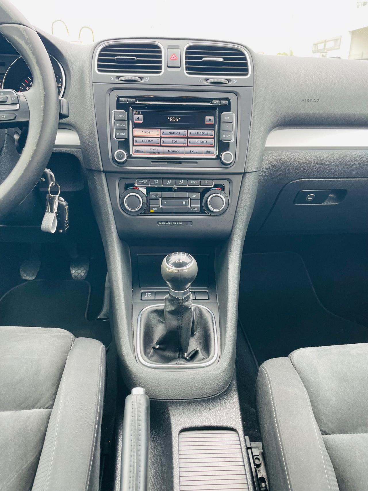 Volkswagen Golf 1.6 TDI DPF DSG 5p. Highline