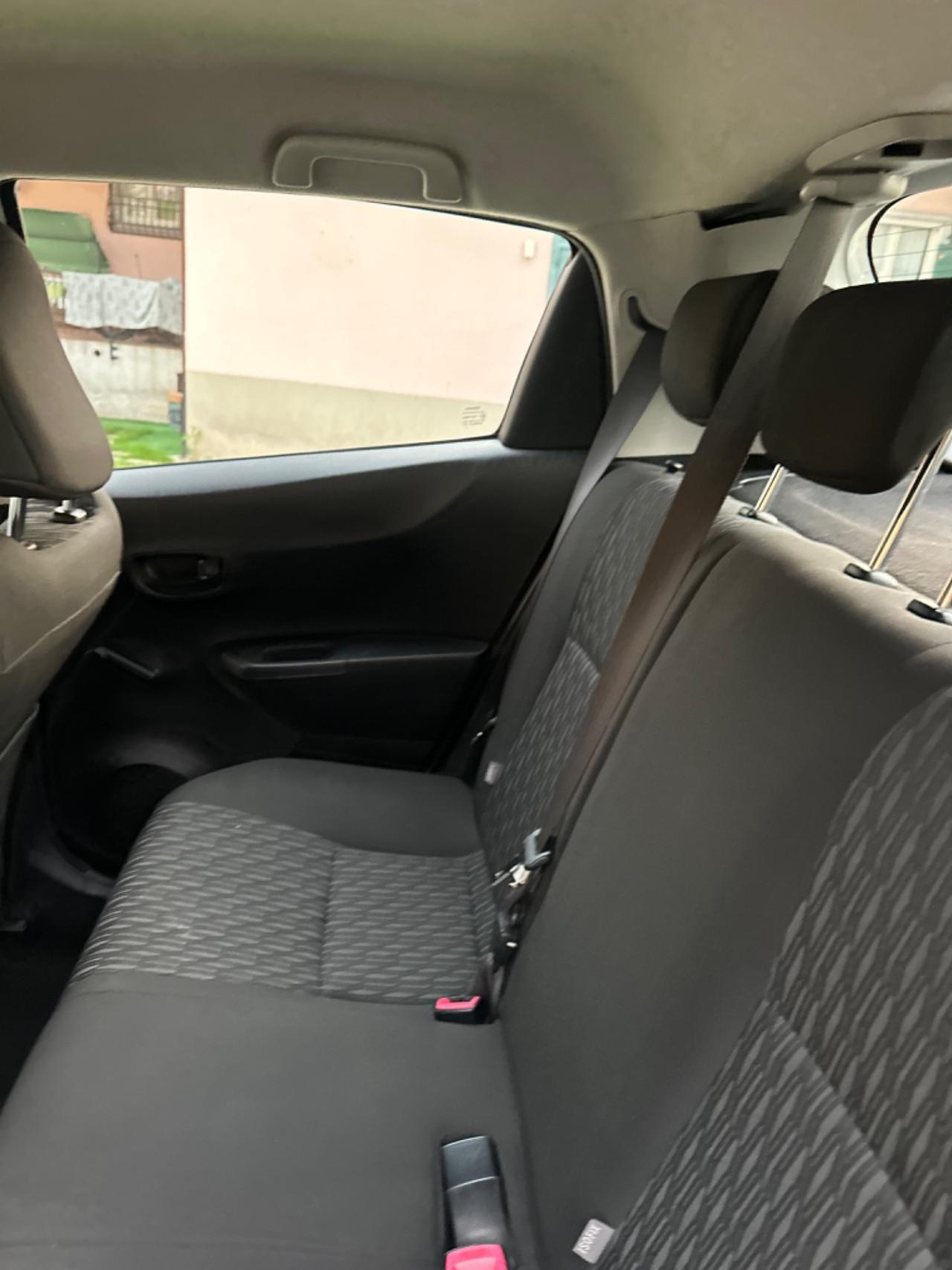 Toyota YARIS 1.0 5P NEOPAT KMCERT GARANZ UNICOPR