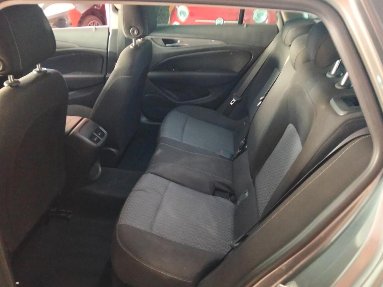 Opel Insignia 1.6 CDTI 136 S&S aut.Sports Tourer Business