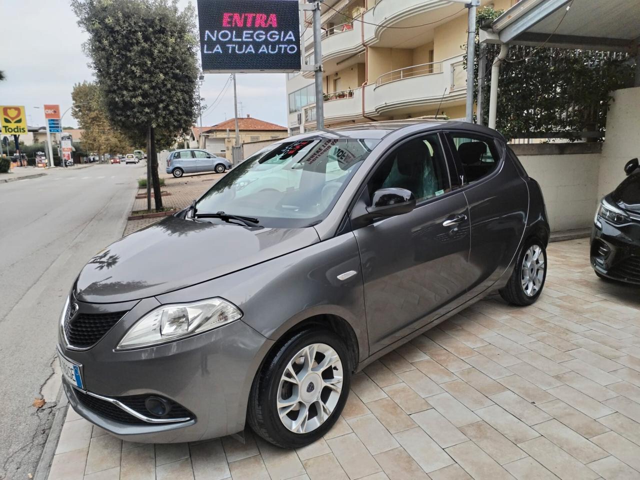 Lancia Ypsilon 1.3 MJT 16V 95 CV 5 porte S&S Platinum