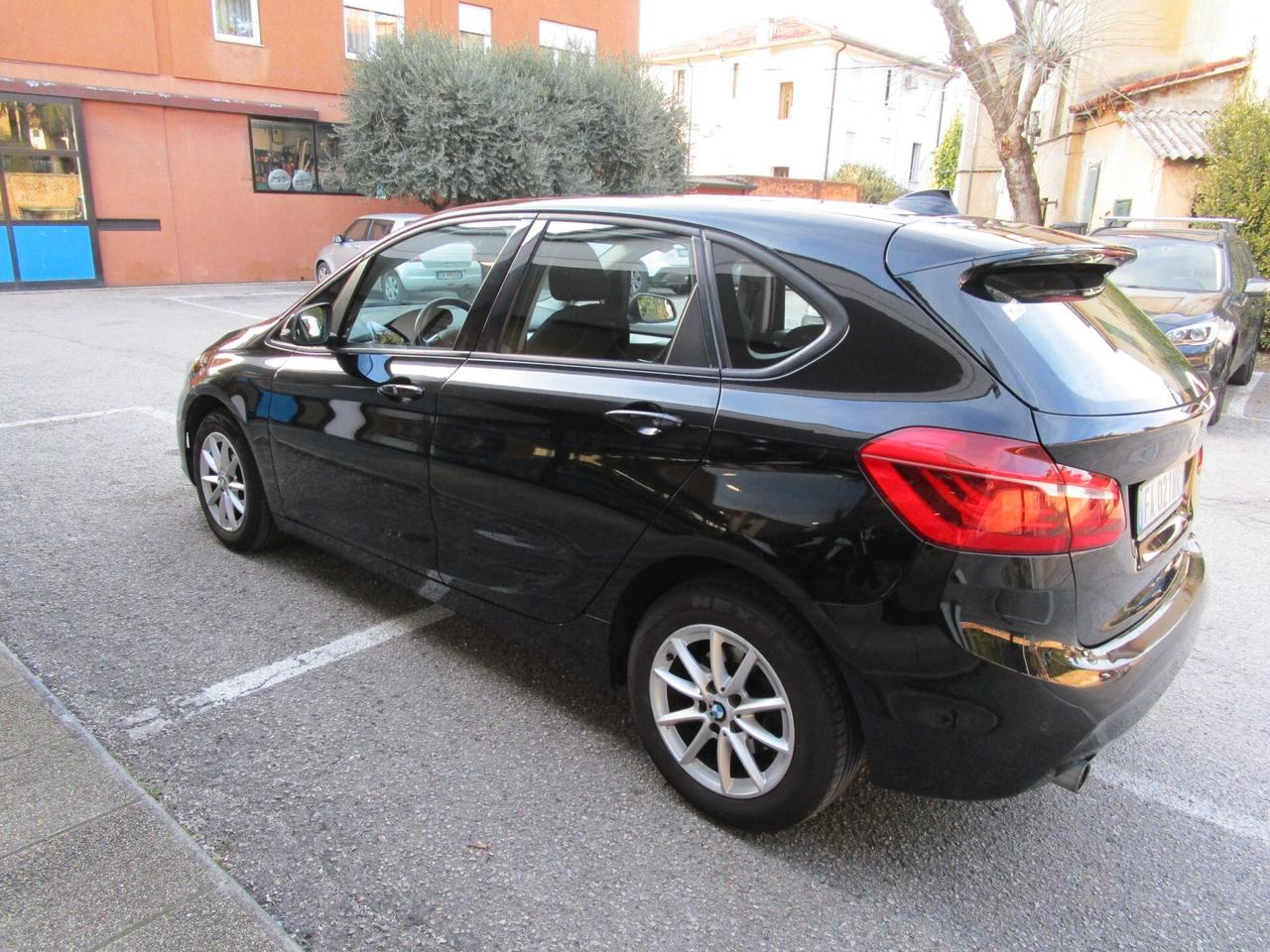 BMW 214 ACTIVE TOURER
