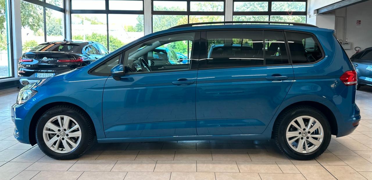 VOLKSWAGEN TOURAN COMFORTLINE DSG *GANCIO*7POSTI*CARPLAY*