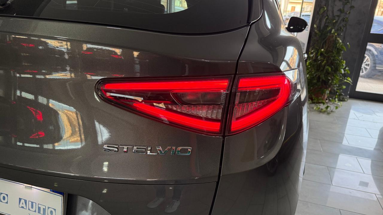 ALFA ROMEO STELVIO 2.2 160 CV RESTYLING