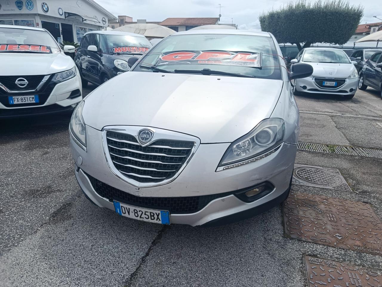 Lancia Delta 1.4 T-JET GPL