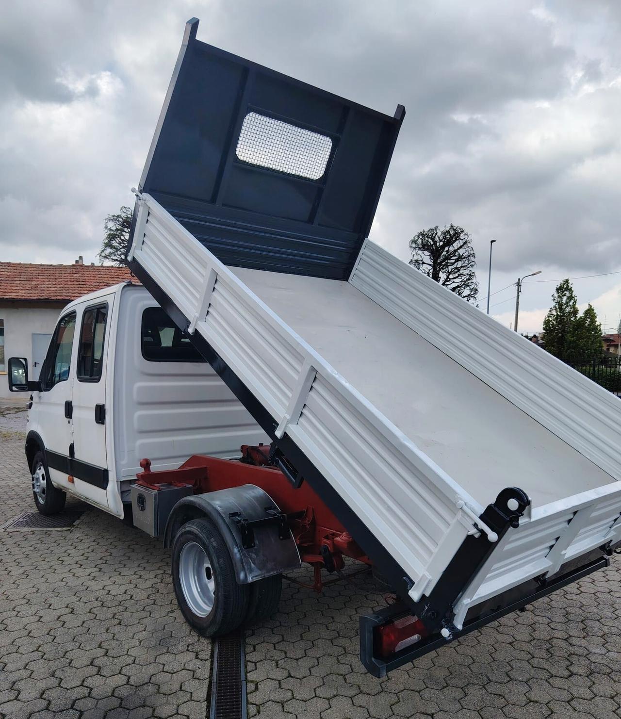 IVECO DAILY 35 c 14 DOPPIA CAB. RIBALTABILE