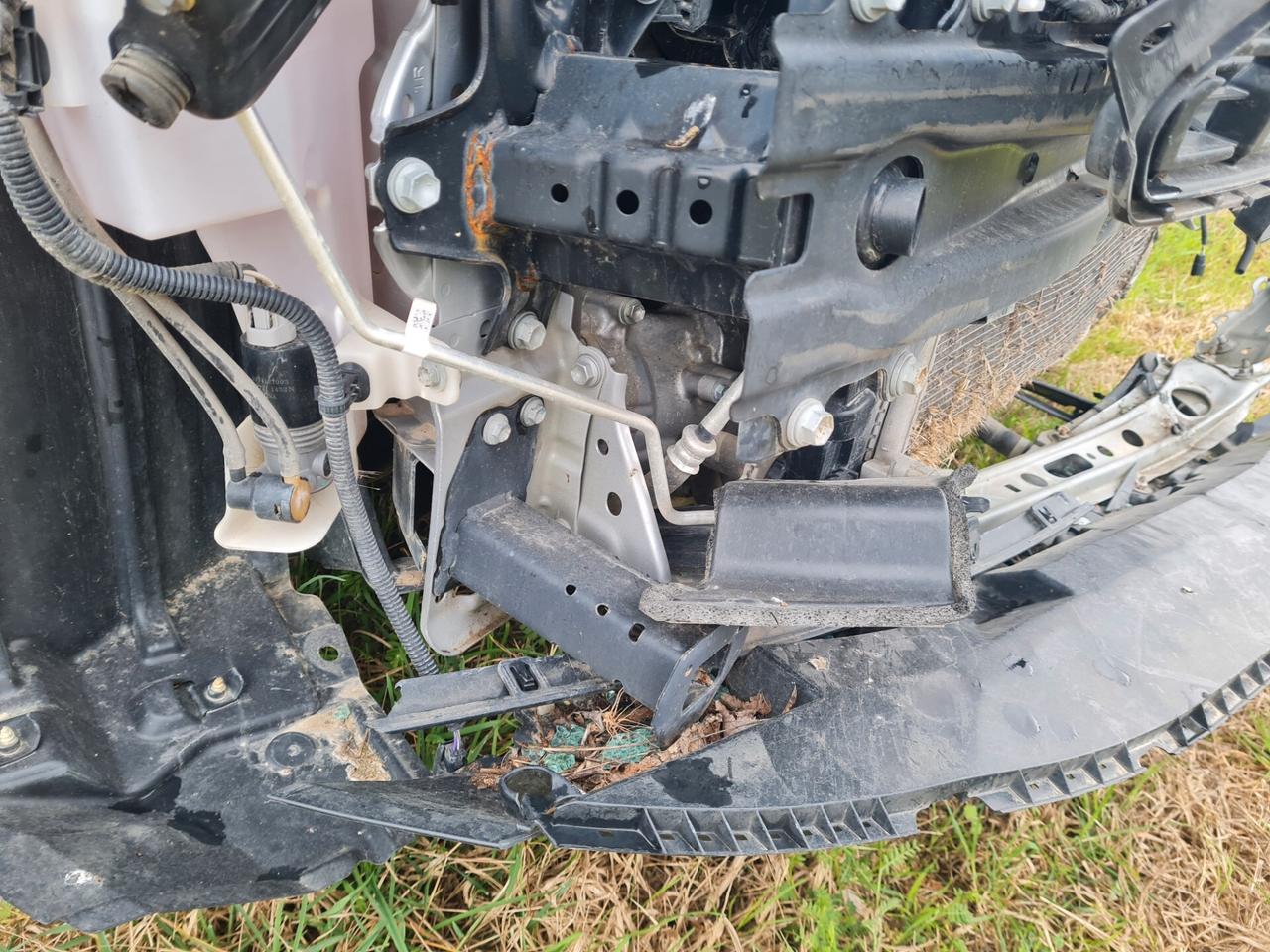 Toyota Yaris Cross 1.5 Hybrid 5p. E-CVT AWD-i Business