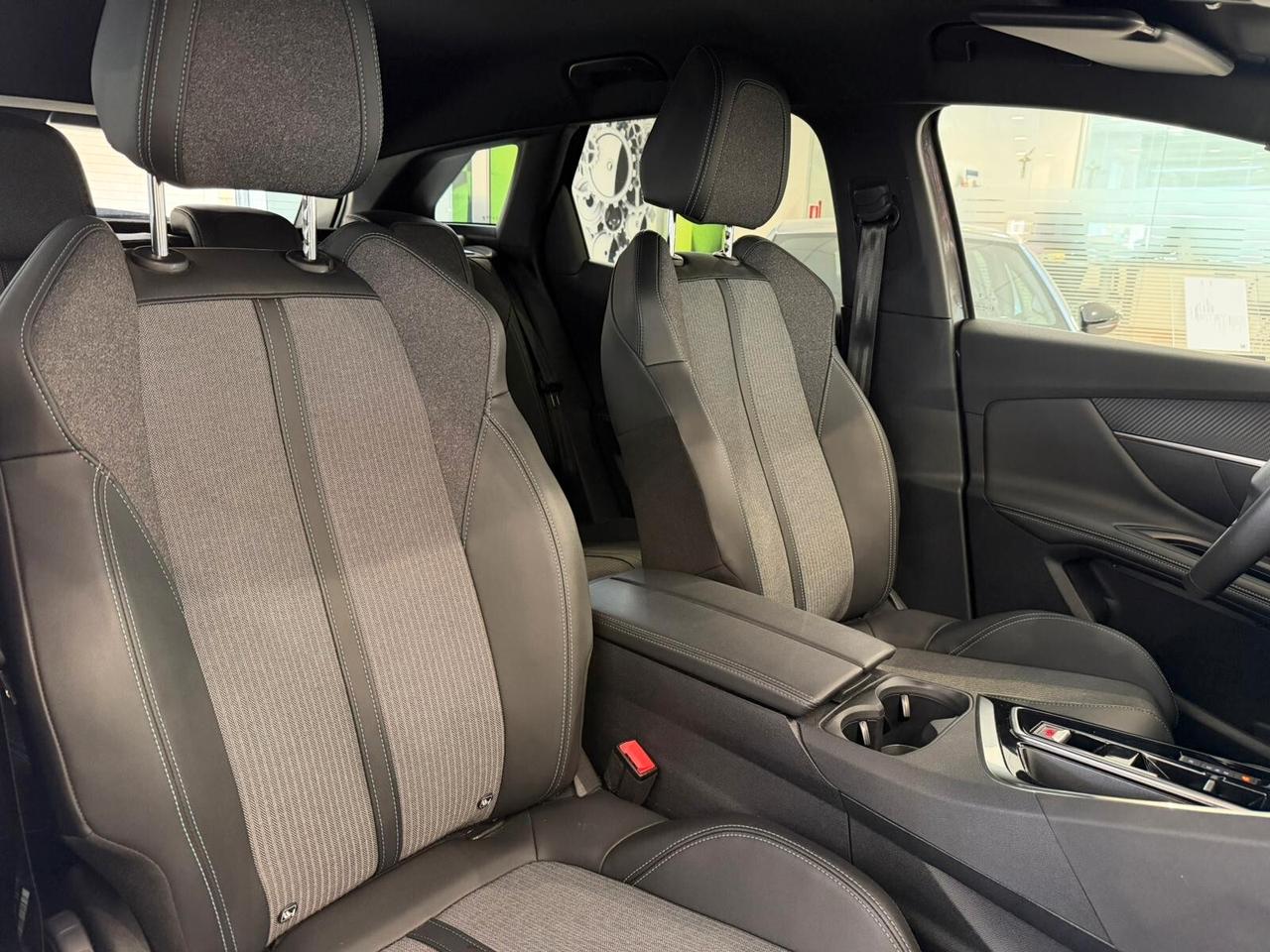 Peugeot 3008 1.5 BlueHdi 130Cv EAT8 Allure Pack