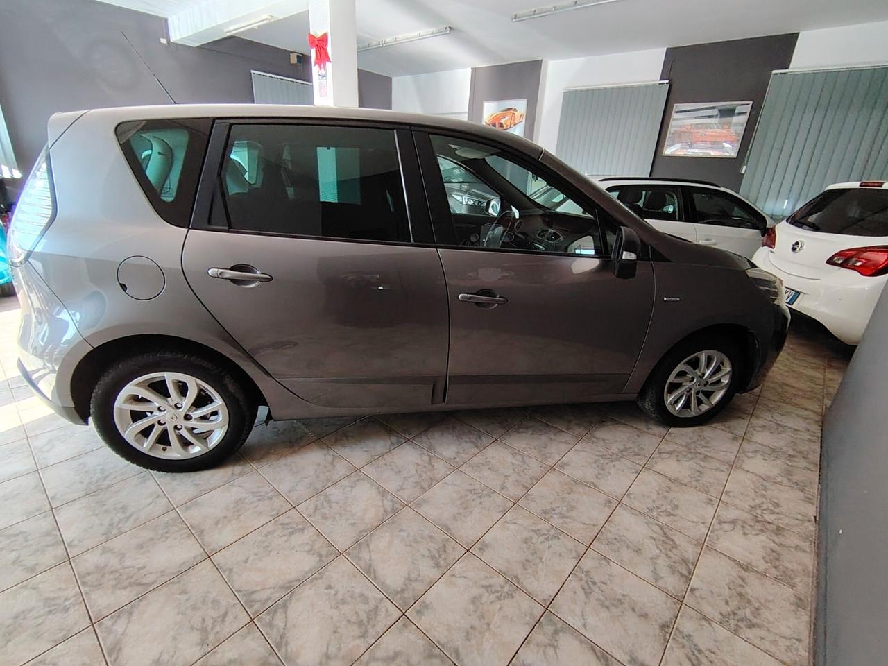 Renault Scenic Scénic XMod 1.5 dCi 110CV EDC Wave