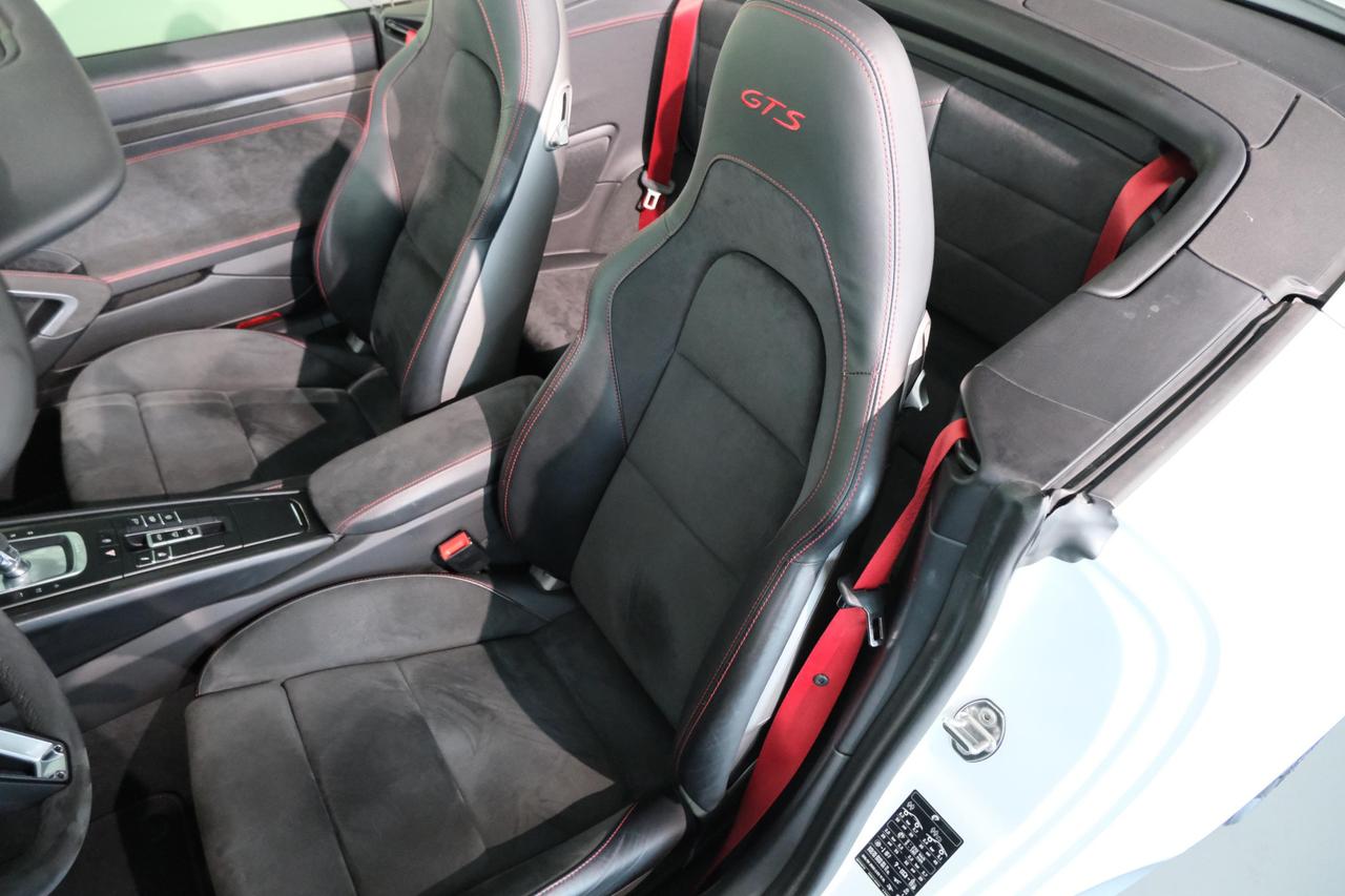 Porsche 911 Cabrio 3.0 Carrera GTS