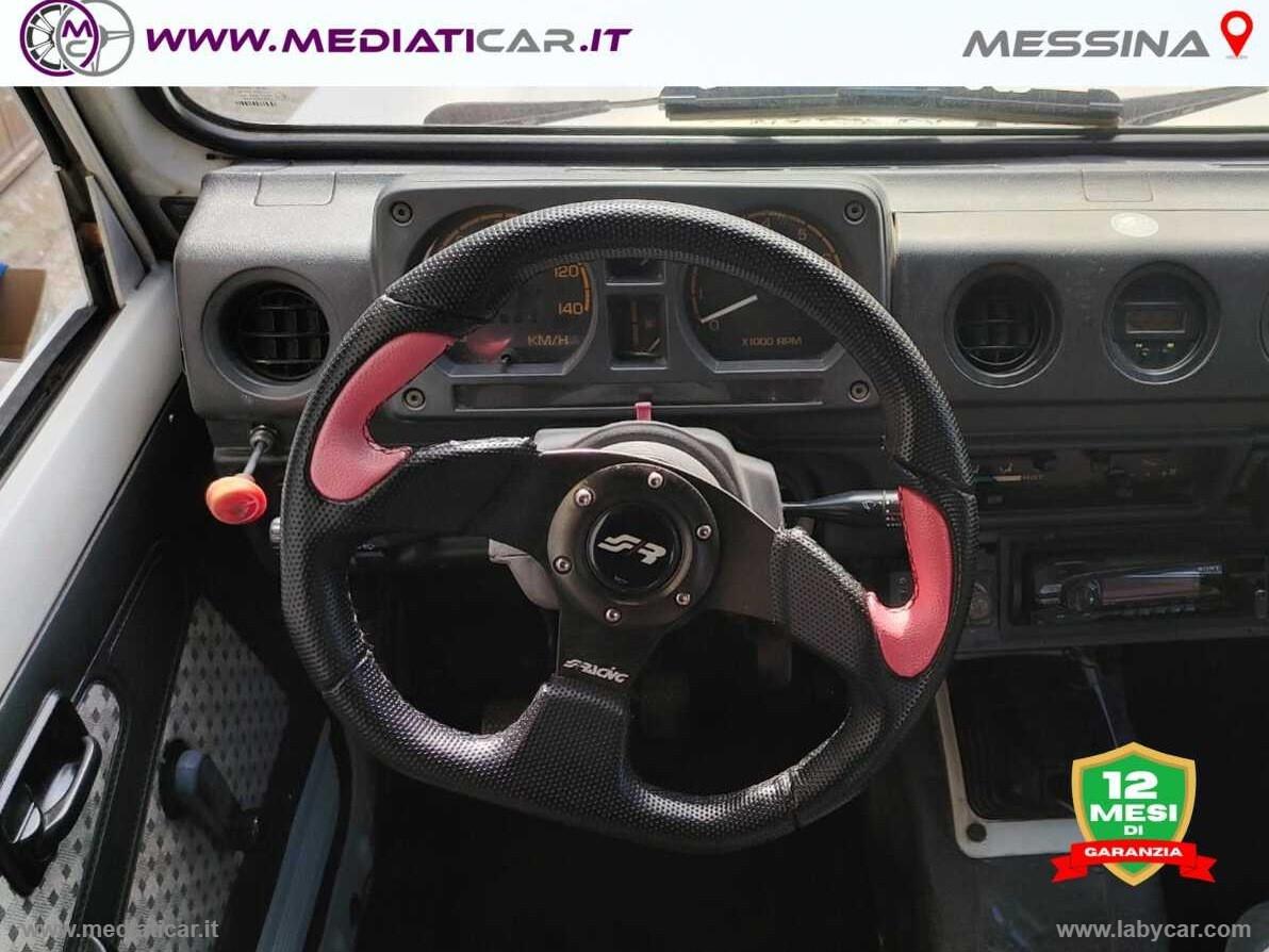 SUZUKI SJ413 Berlina Autocarro