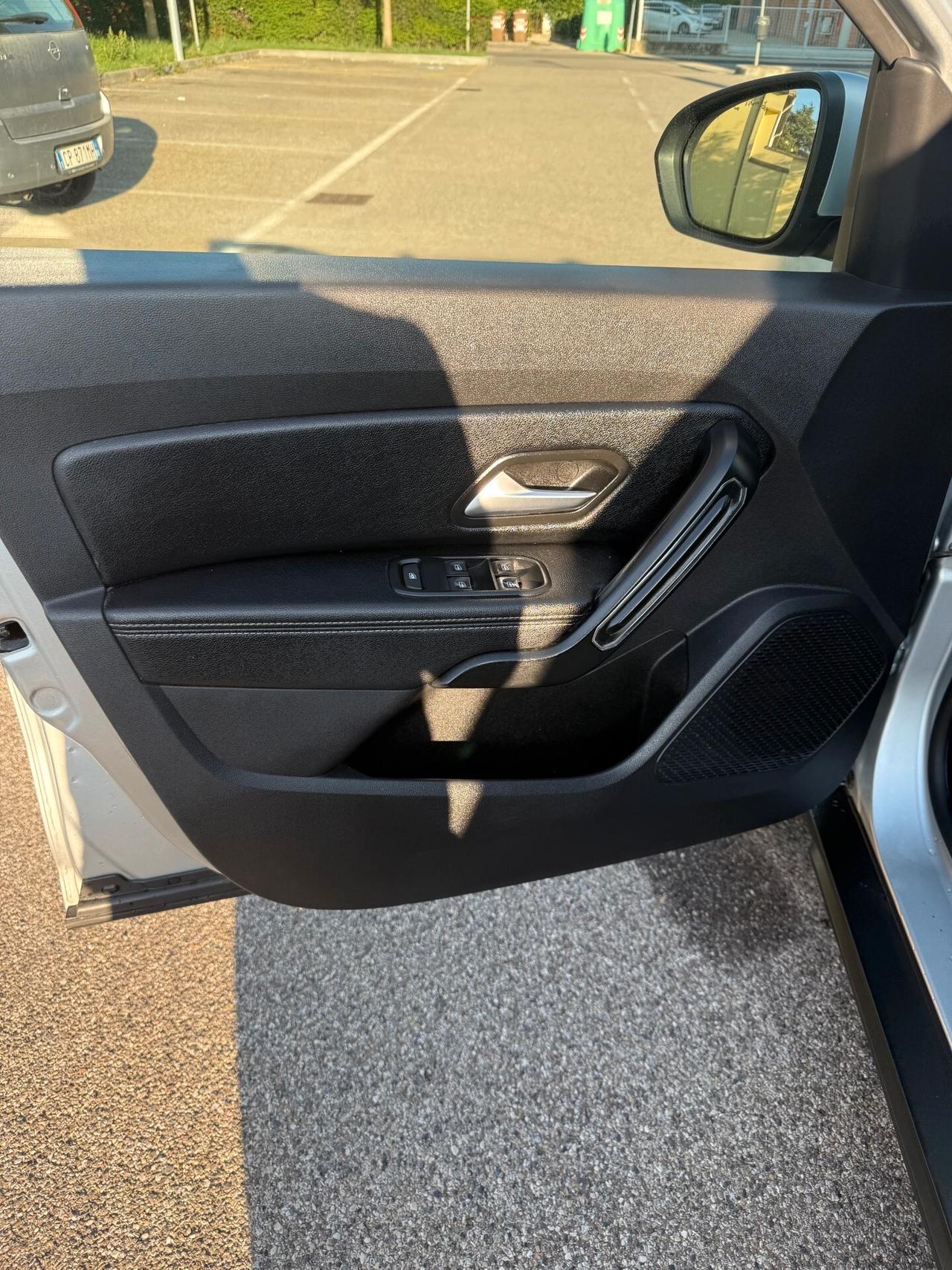 Dacia Duster 1.6 Gpl - NAV. - 12 MESI DI GARANZIA -