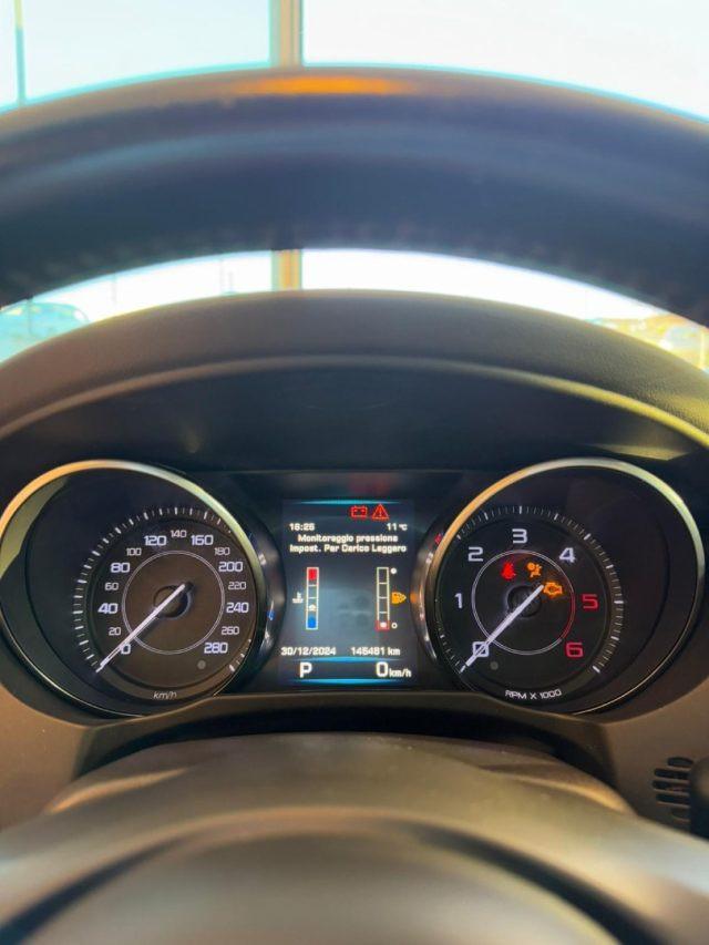 JAGUAR XE 2.0 D Turbo 180CV aut. Portfolio