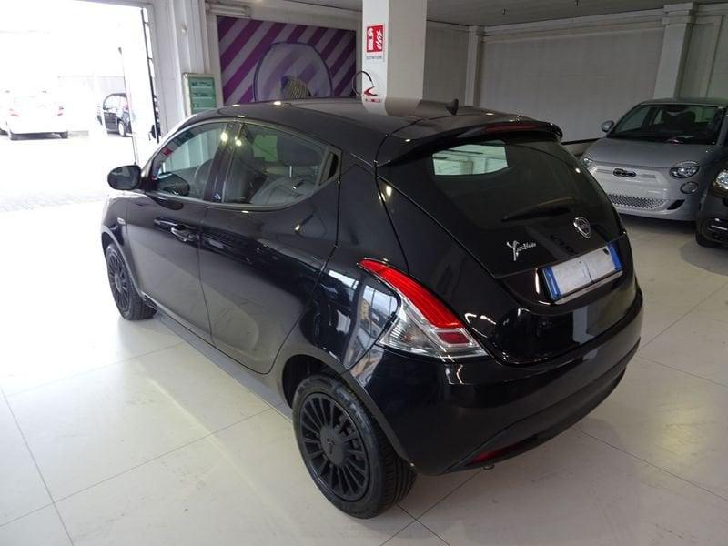 Lancia Ypsilon Ypsilon 1.2 69 CV 5 porte Elefantino Blu