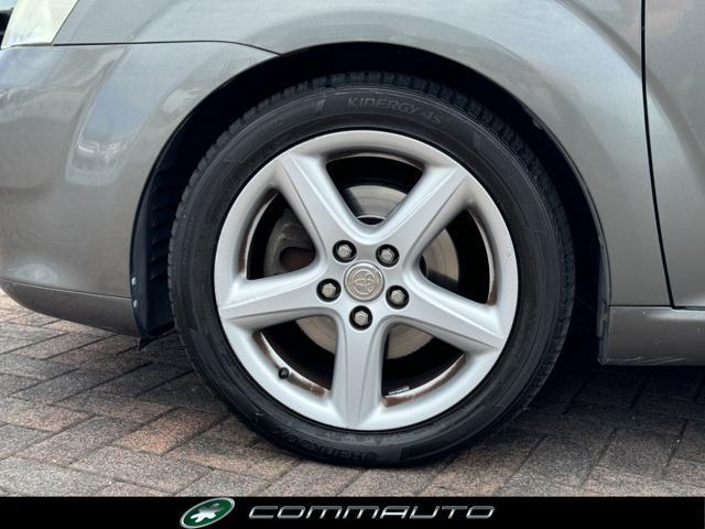 TOYOTA Corolla Verso 2.2 16V D-4D D-Cat