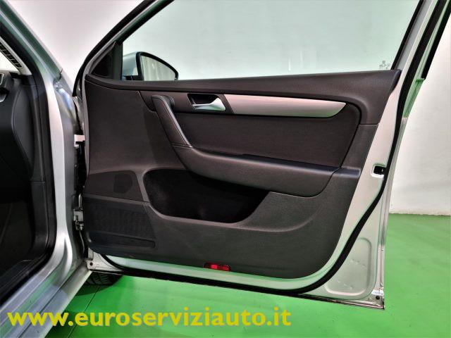 VOLKSWAGEN Passat VARIANT. 1.6 TDI DSG Comfortline
