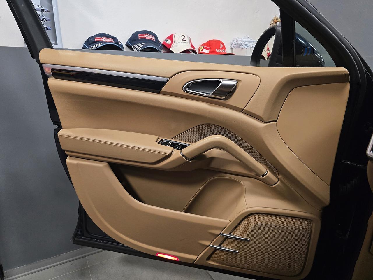 Porsche Cayenne II 3.0 V6 245CV SERVICE BOOK_UNICO PROPRIETARIO!!