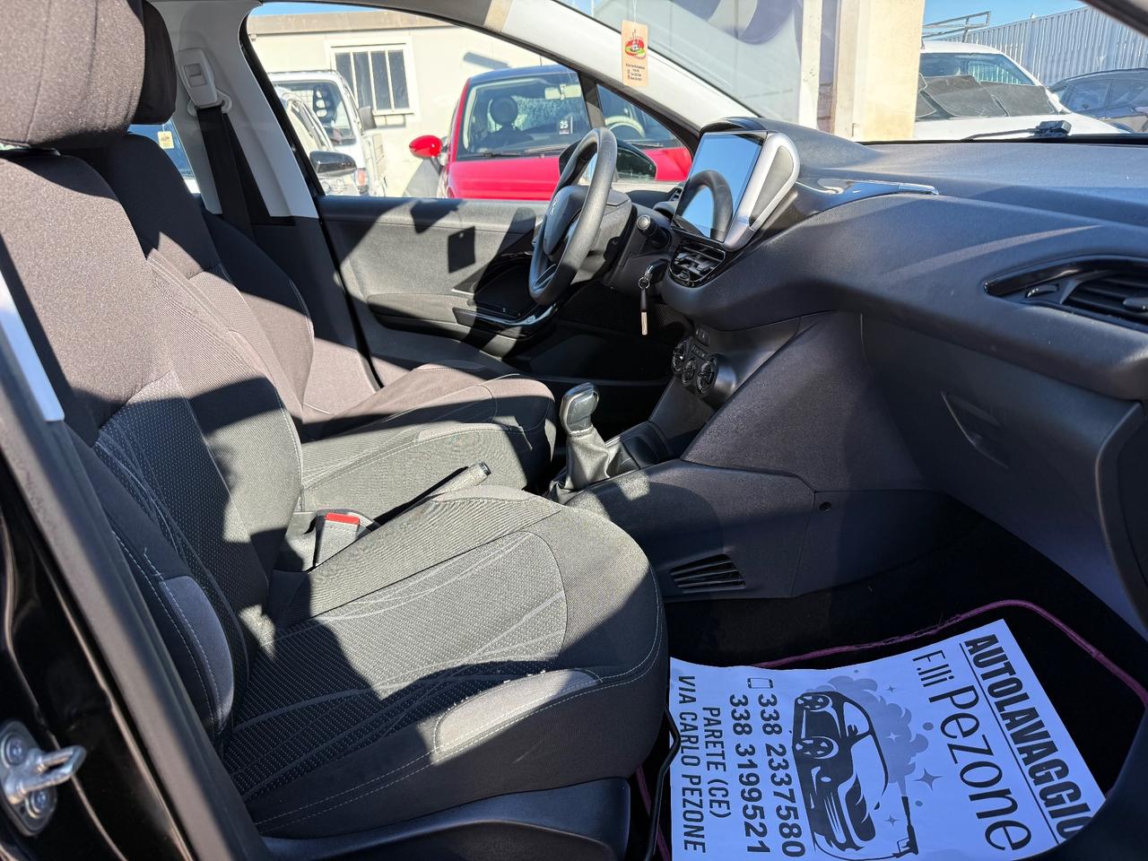 Peugeot 208 1.2 VTi 82 CV 5 porte