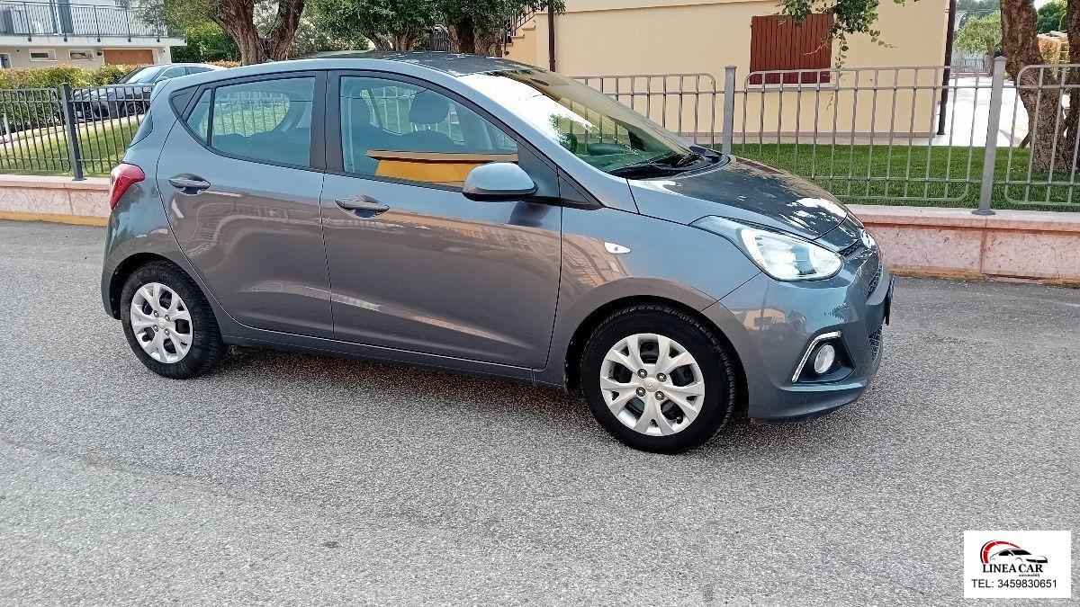 HYUNDAI - i10 - 1.0 benzina - ok neopatentati