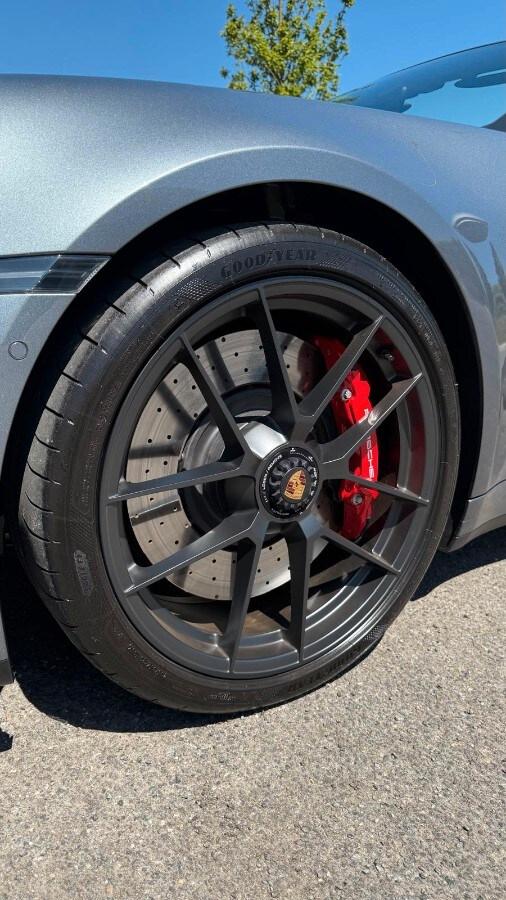 PORSCHE 911 (992) 911 Targa 4 GTS