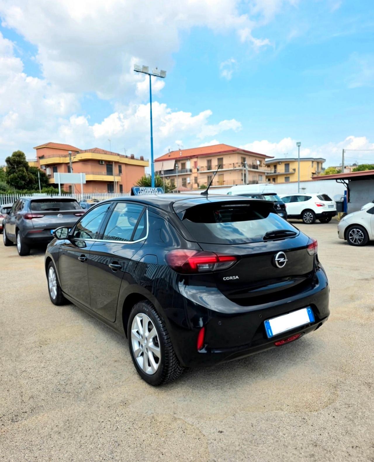 Opel Corsa 1.2 bz 101 CV Elegance con 49.000 Chilometri
