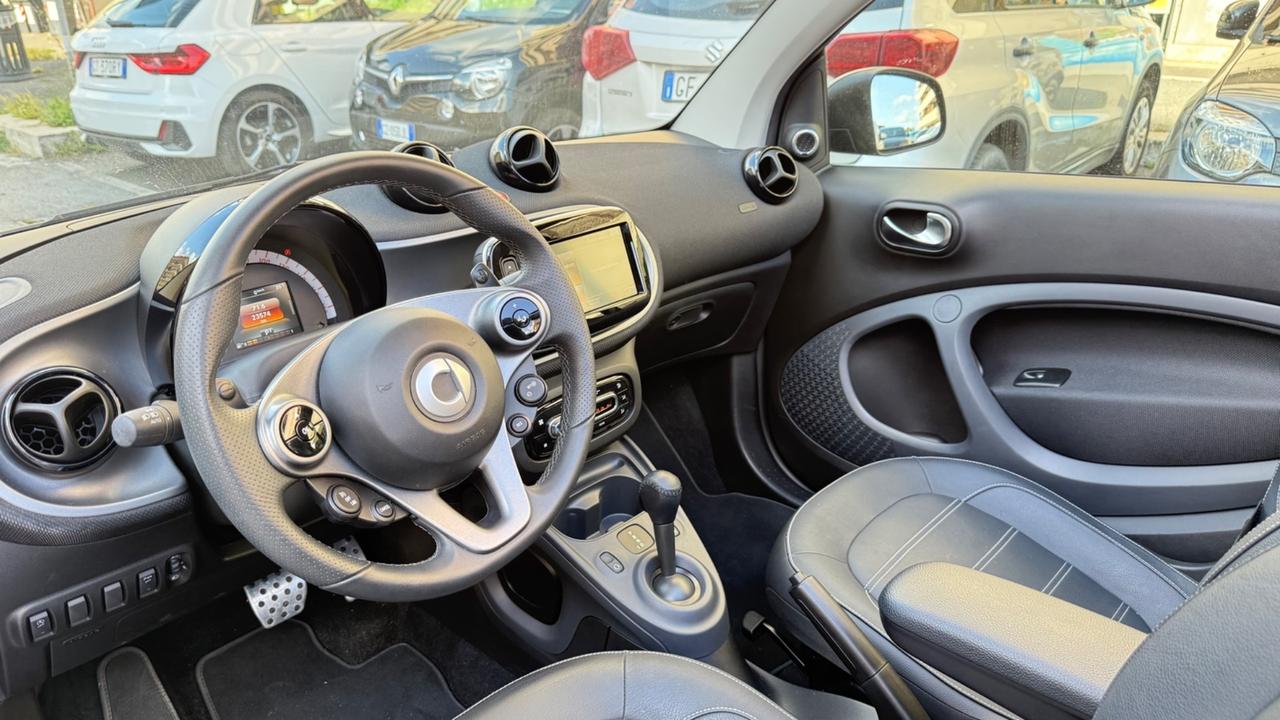Smart ForTwo 90 0.9 T twinamic cabrio Prime LED NAVI KAMERA CERCHI 16 PACK SPORT