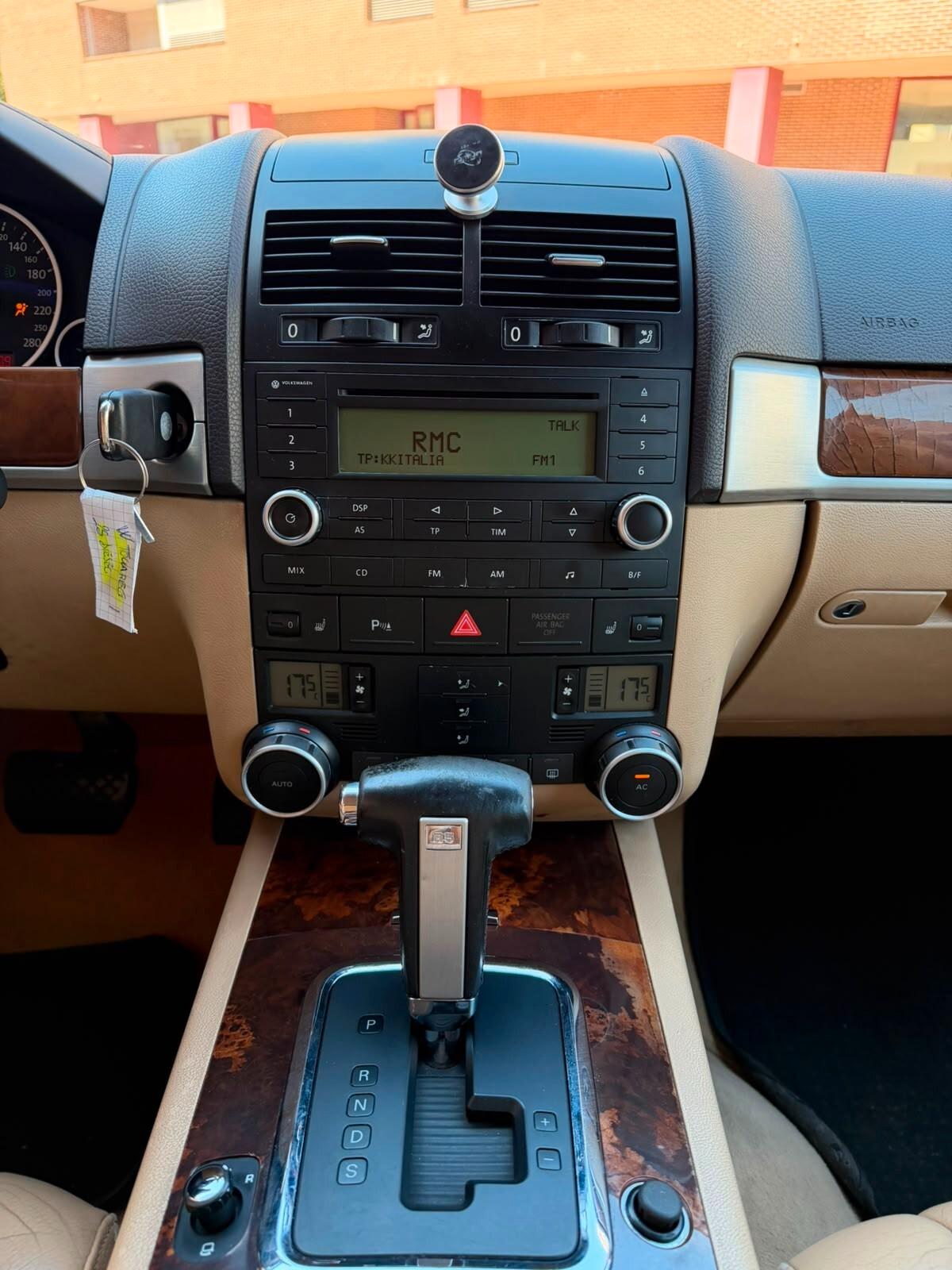 Volkswagen Touareg 2.5 R5 TDI DPF tiptronic Style