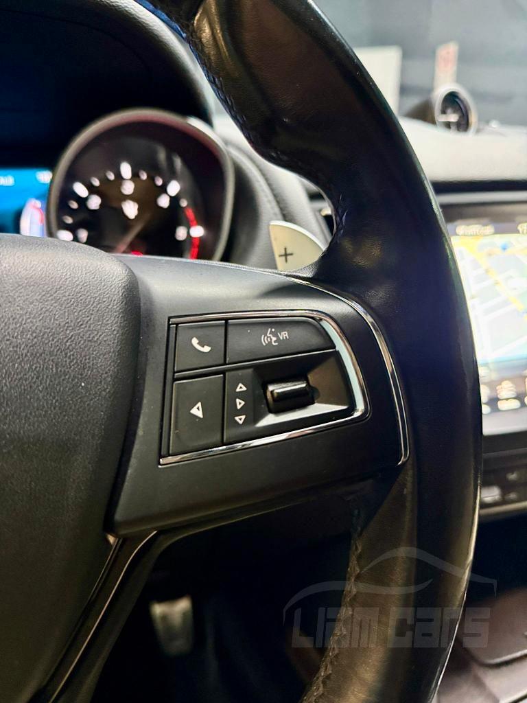 Maserati Levante 3.0 V6 275cv auto