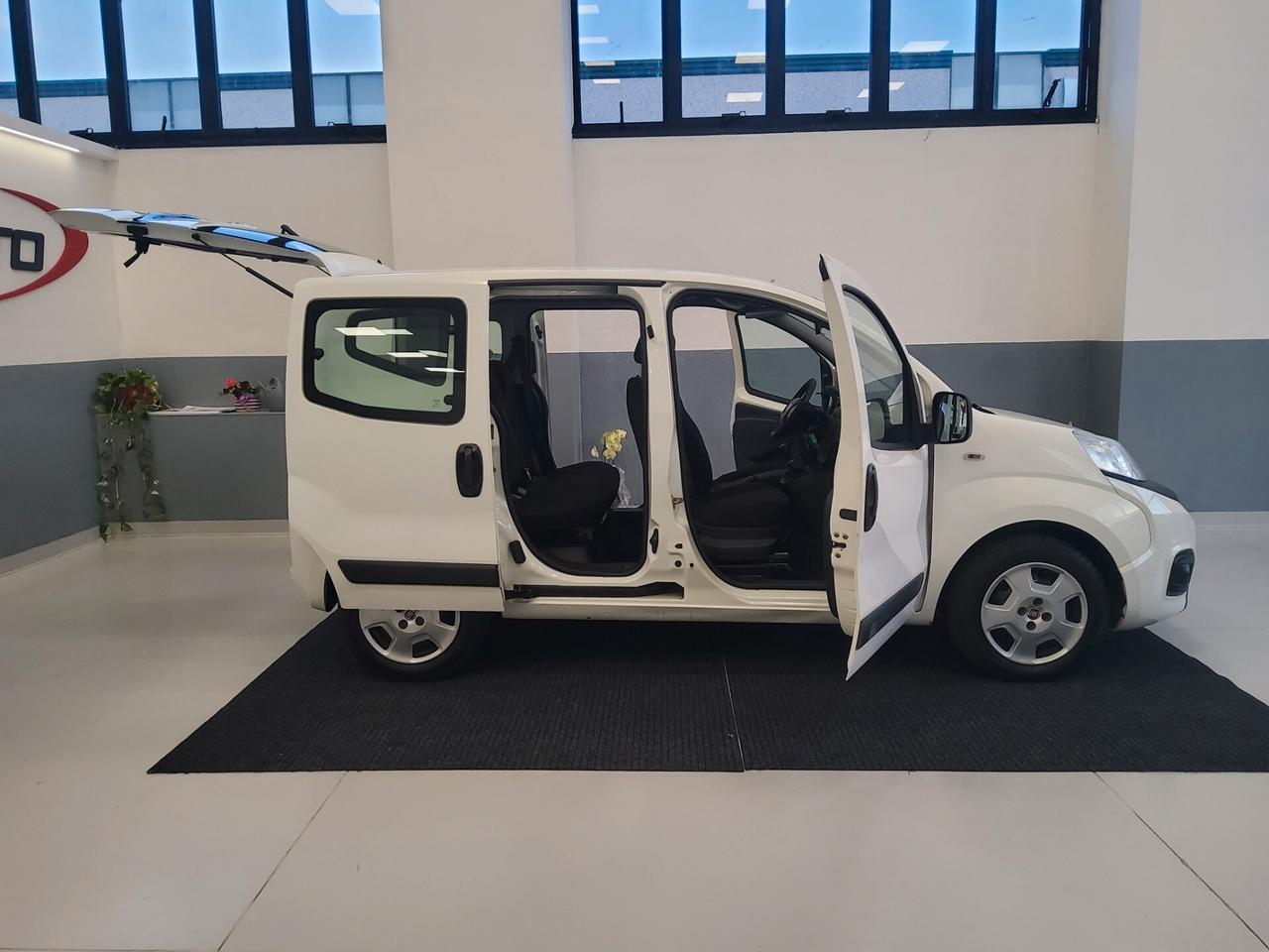Fiat Qubo 1.3 MJT 80 CV Start&Stop Lounge