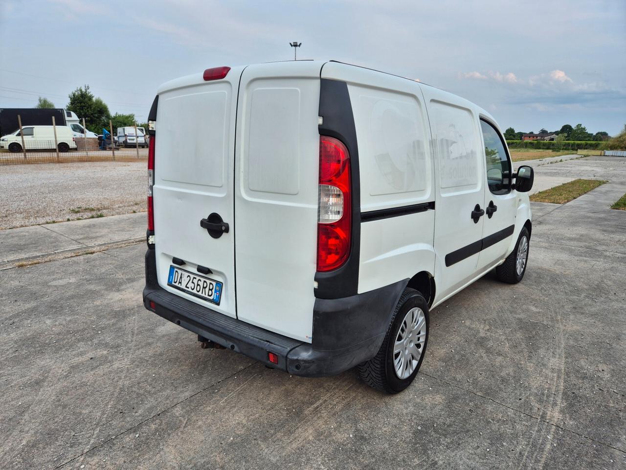 Fiat Doblo 1.9 JTD cat Cargo Lamierato