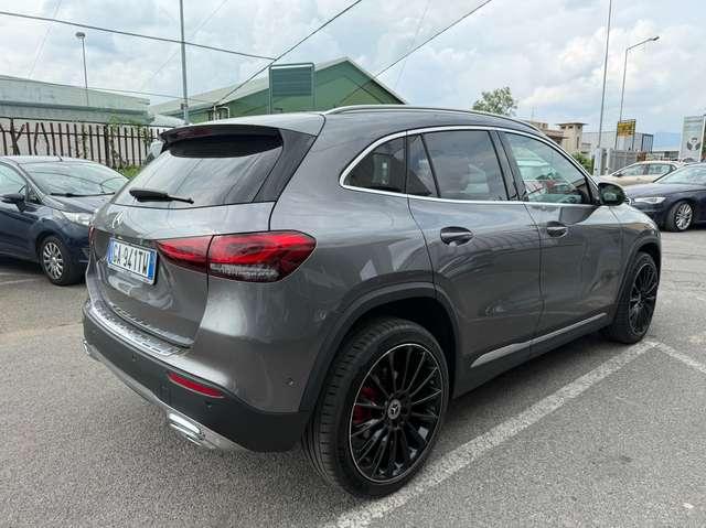 Mercedes-Benz GLA 200 GLA 200 d Premium auto