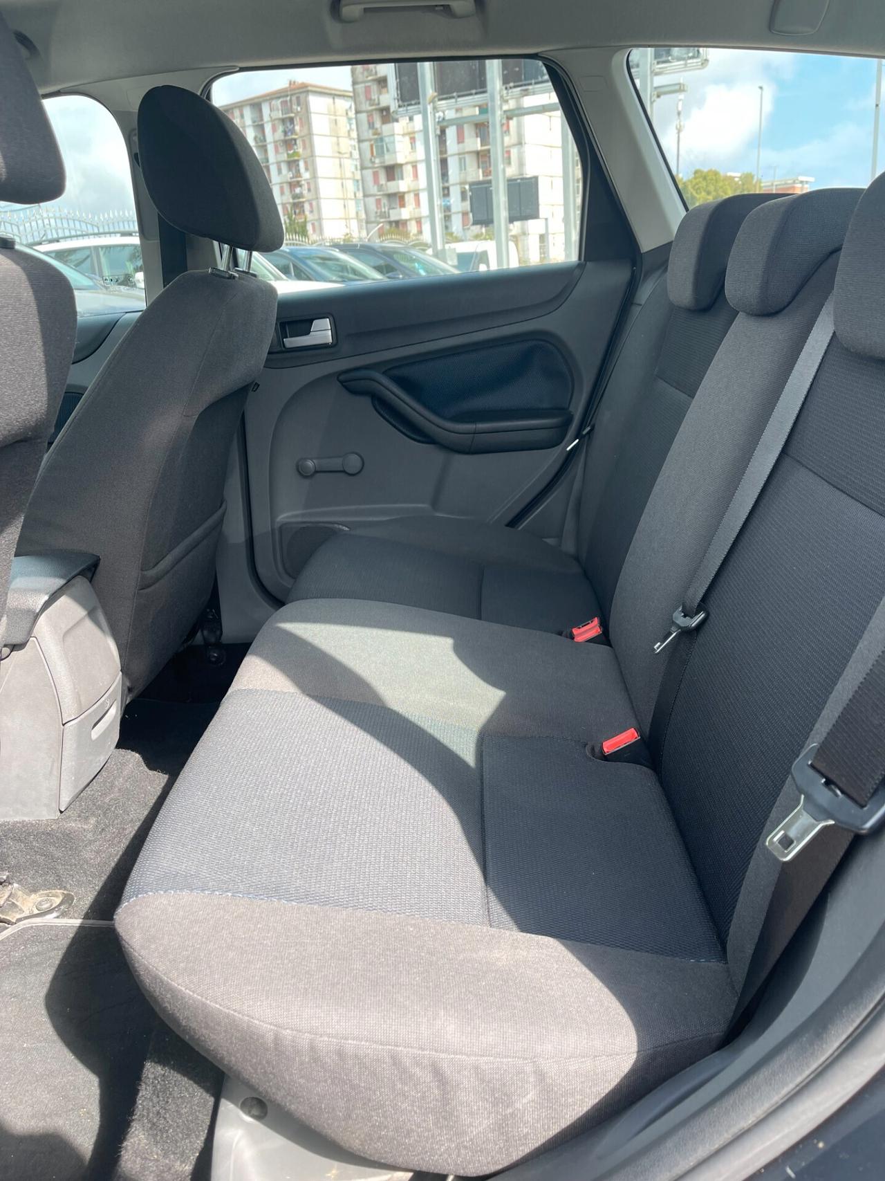 Ford Focus 1.6 TDCi 90CV