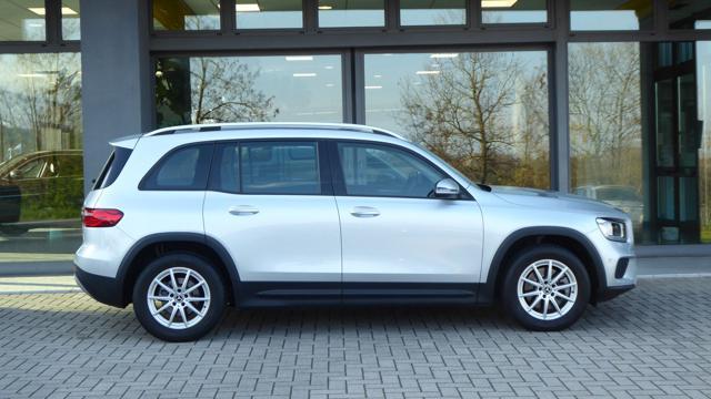 MERCEDES-BENZ GLB 200 d Automatic Sport