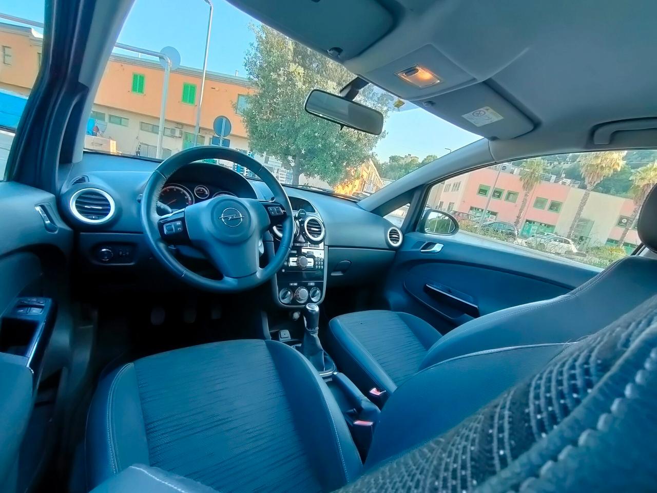 Opel Corsa 1.2 5 porte Sport OK NEOPATENTATI