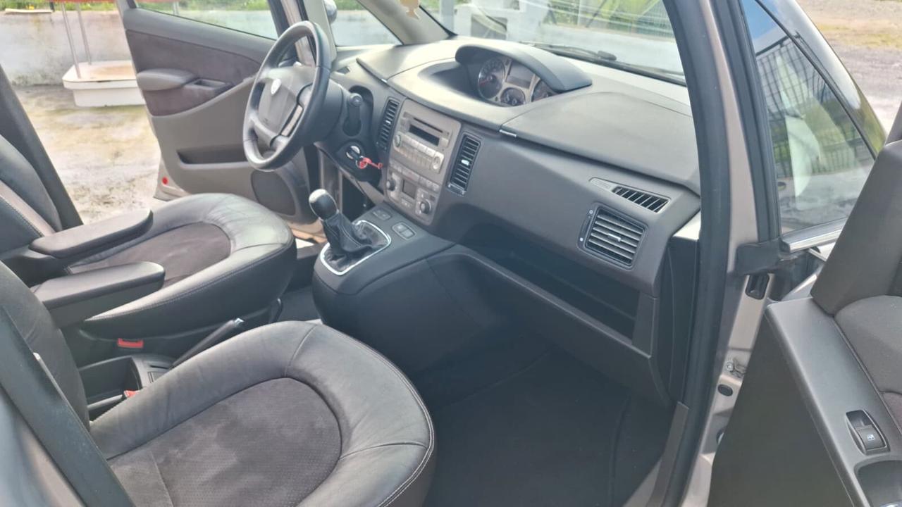 Lancia MUSA 1.3 Multijet 16V 90 CV Platino plus con TETTO APRIBILE