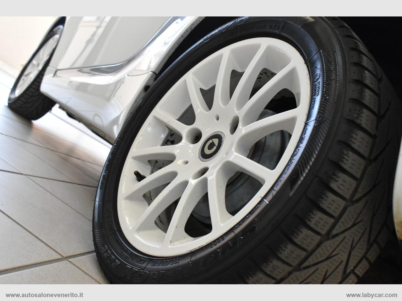 SMART fortwo 52 kW MHD coupé White Tailor Made