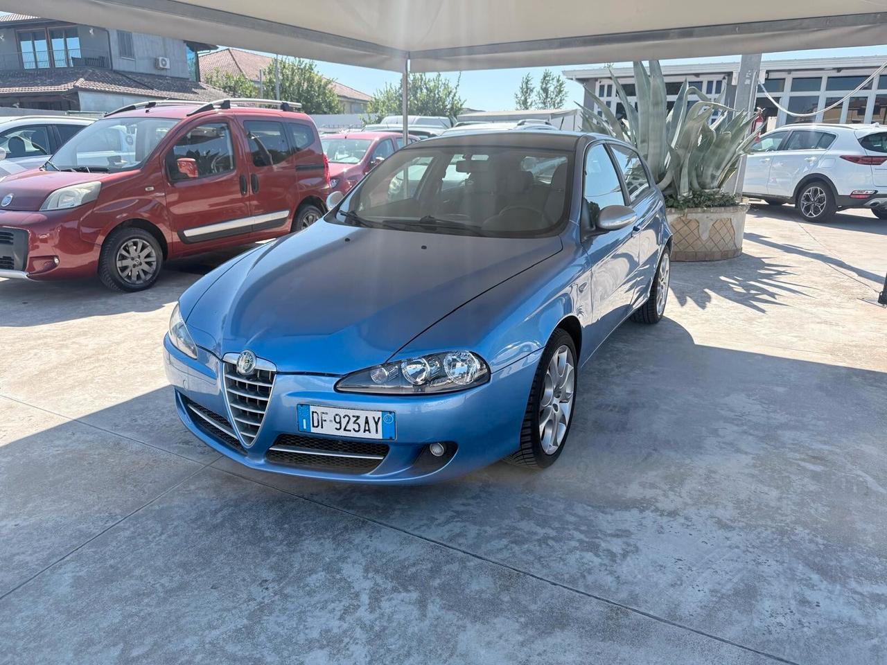Alfa Romeo 147 1.6 16V TS (105) 5 porte Black Line