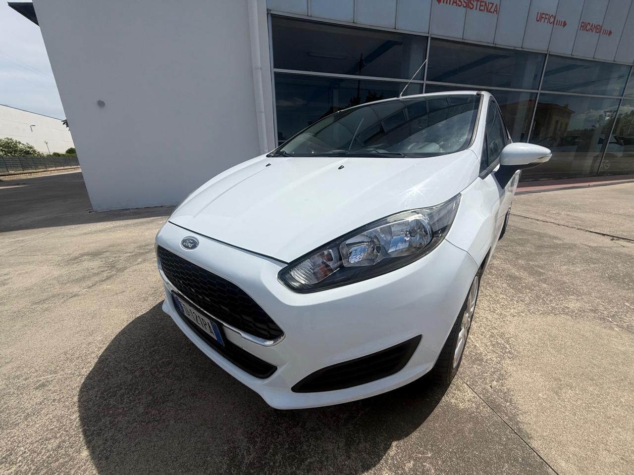 Ford Fiesta 1.2 60CV 5 porte Black & White Edition