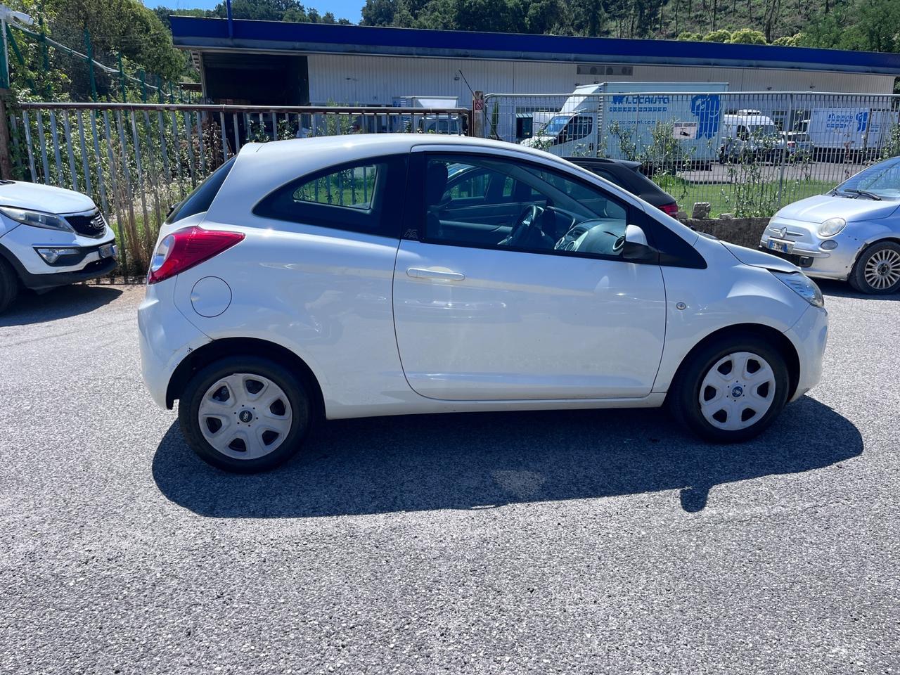 Ford Ka Ka+ 1.2 8V 69CV Titanium
