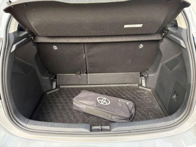 Toyota Yaris Yaris 1.5h Trend