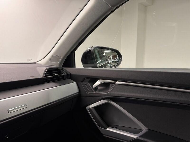 Audi Q3 Audi Sportback Business Plus 35 TFSI 110(150) kW(CV) S tronic