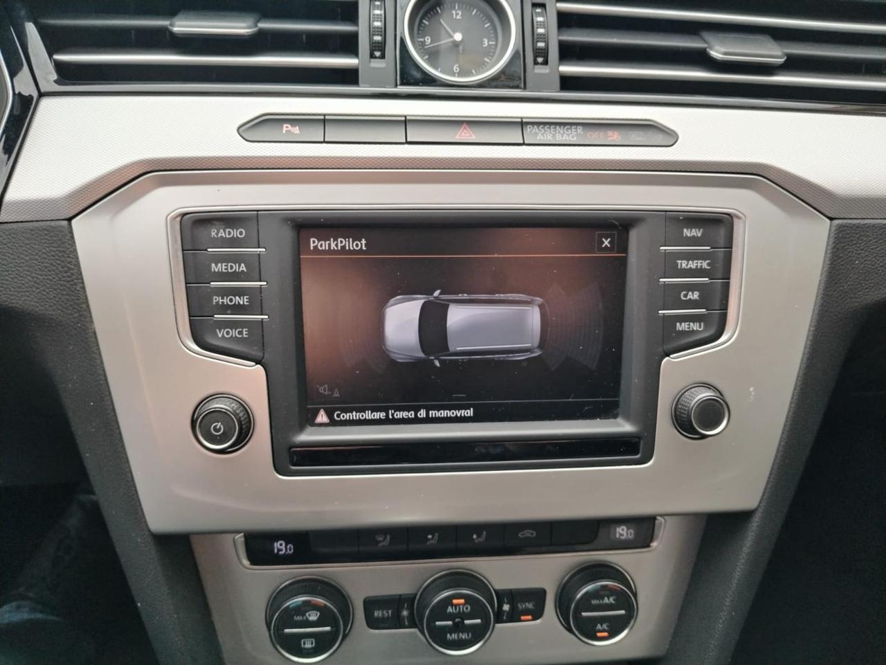 Volkswagen Passat Comfortline 1.6 TDI