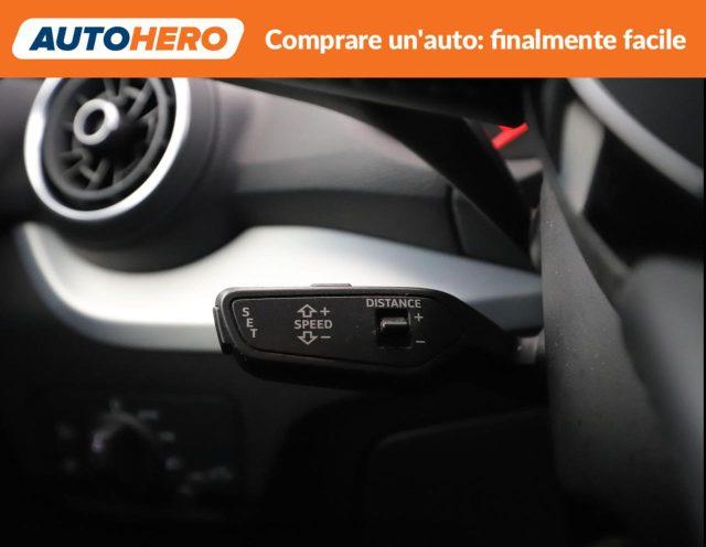 AUDI Q2 30 TDI S tronic Identity Black