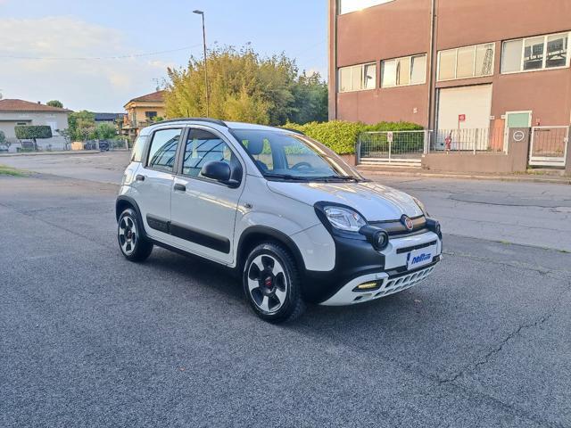 FIAT Panda 1.0 FireFly S&S Hybrid City Cross