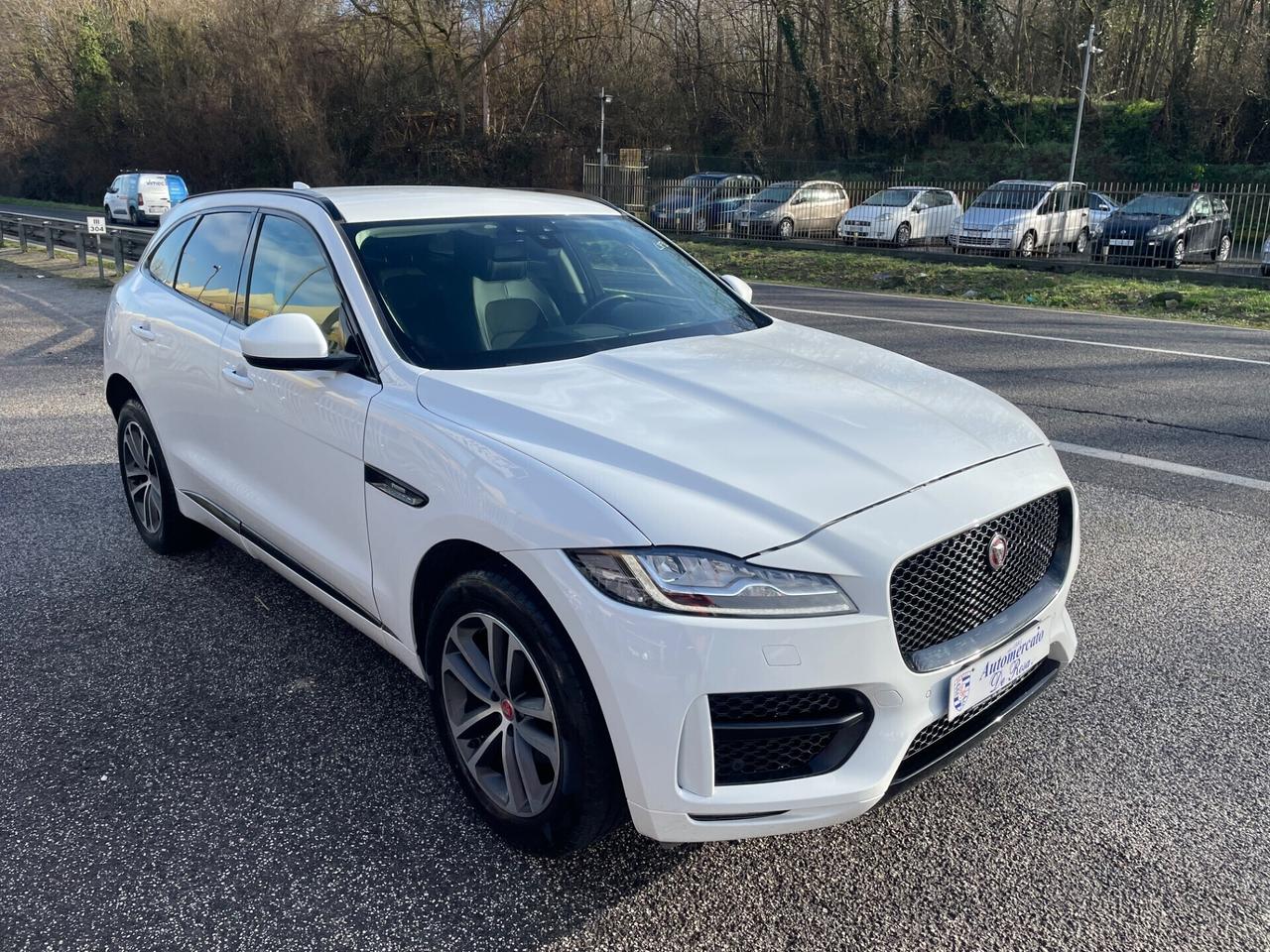 Jaguar F-Pace 2.0 D 240 CV AWD aut. R-Sport