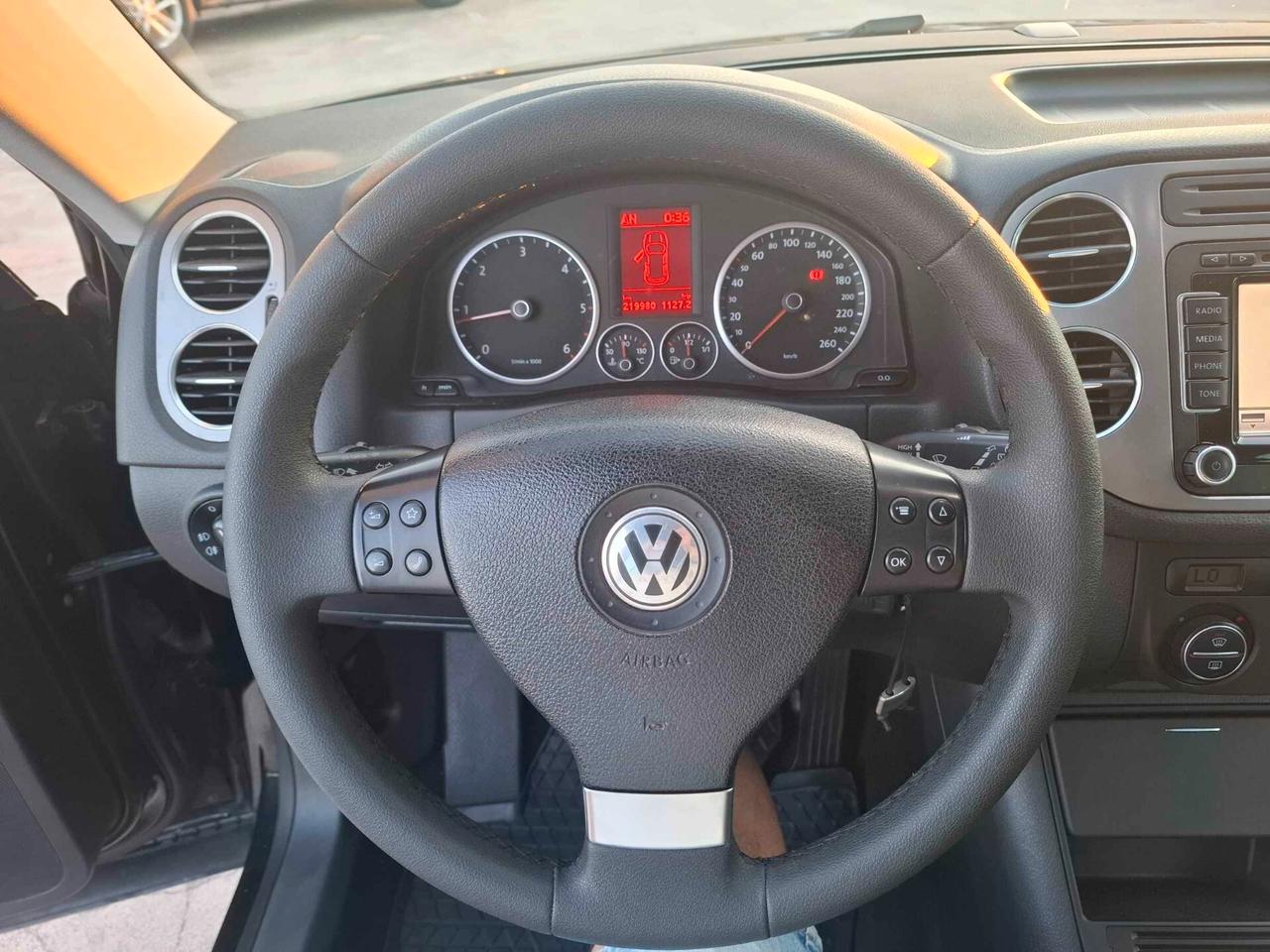 Volkswagen Tiguan 2.0 TDI 4X4 - 2008